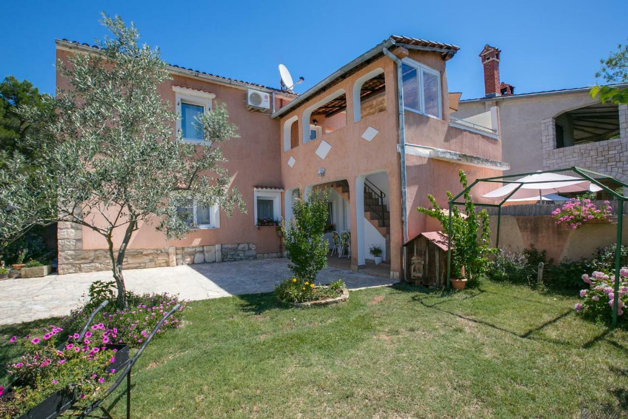 Apartment Maja Pula Bagian luar foto
